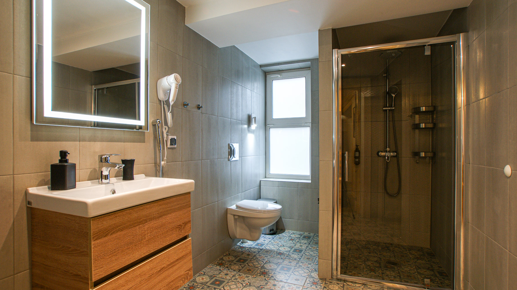 Коттедж ЛЮКС Семейный с 2 спальнями