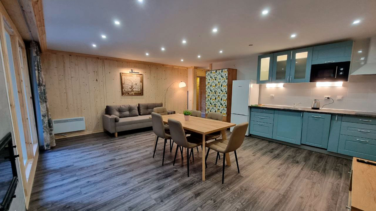 Шато с 2 спальнями с видом на лес